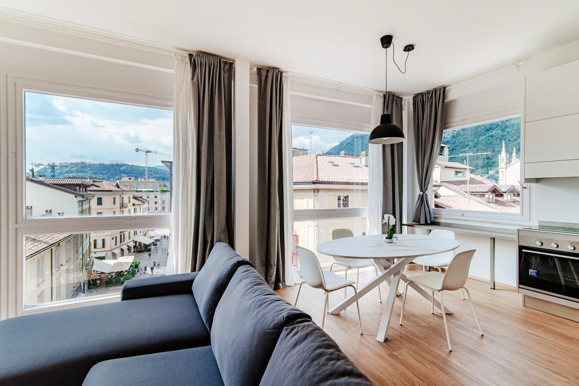 Apartment Downtown Como-luxury Como